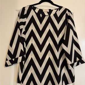 Everly Black and White Graphic Blouse 3/4 Sleeve